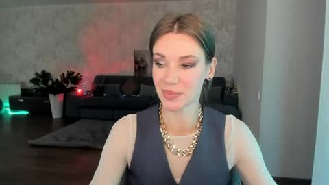 Mia online show from 06-02-26, 04:25