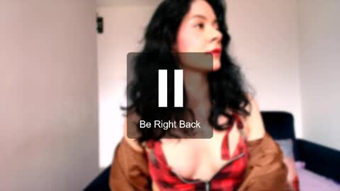 Snapshot of miabeautyxxx chatting on 04-11-26, 02:10 miabeautyxxx online show from 04-11-26, 02:10