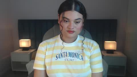 Miabloomm online show from 09-20-25, 02:45
