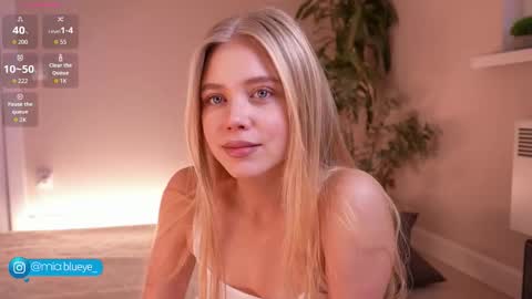 Snapshot of miablueye chatting on 10-27-25, 07:56 miablueye online show from 10-27-25, 07:56