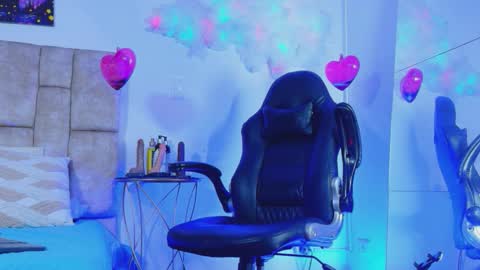 Snapshot of miablumm_ chatting on 03-04-26, 11:49 miablumm_ online show from 03-04-26, 11:49