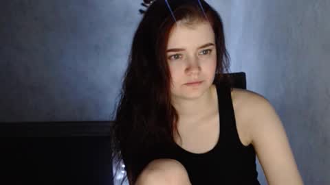 miabrowwn online show from 12-19-24, 08:23