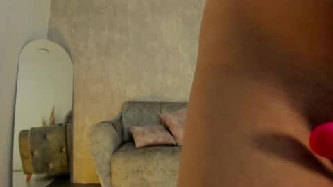 miacooper online show from 02-04-25, 06:27