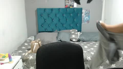 Snapshot of miacumgirl chatting on 04-06-26, 12:17 miacumgirl online show from 04-06-26, 12:17