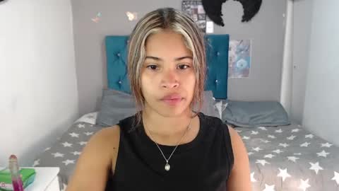 Snapshot of miacumgirl chatting on 04-14-26, 12:22 miacumgirl online show from 04-14-26, 12:22