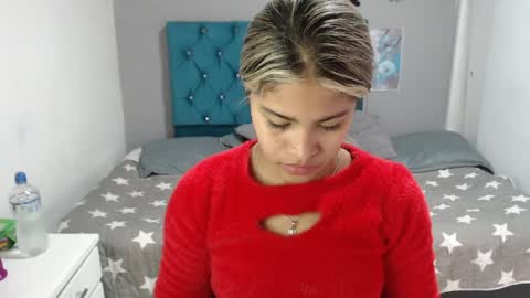 Snapshot of miacumgirl chatting on 04-23-26, 12:15 miacumgirl online show from 04-23-26, 12:15