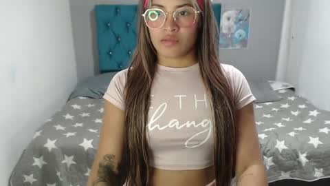 Snapshot of miacumgirl chatting on 04-29-26, 06:25 miacumgirl online show from 04-29-26, 06:25