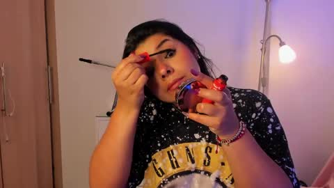 Snapshot of miadanielss chatting on 03-22-26, 01:58 IG Yojanagomez online show from 03-22-26, 01:58