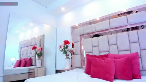 miadiamondd online show from 02-20-25, 10:59