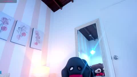 miadiamondd online show from 03-07-25, 10:43