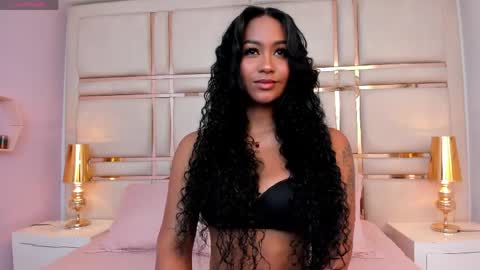 Snapshot of miaebony_ chatting on 04-05-26, 10:40 Call me Mia online show from 04-05-26, 10:40
