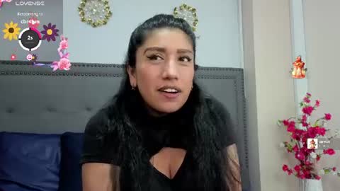 Snapshot of miafix chatting on 07-10-26, 01:32 Mia Carter Schedule 800 - 1430 gtm-5 online show from 07-10-26, 01:32