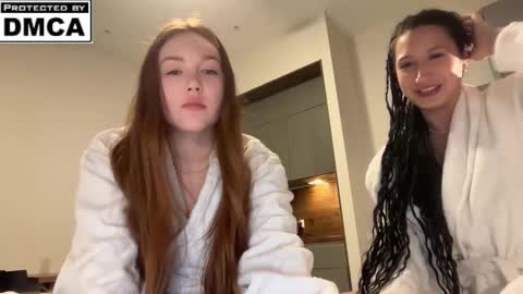 Mia online show from 02-23-26, 11:24