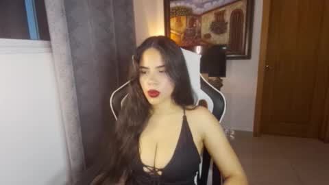 Snapshot of miafunny5 chatting on 11-02-25, 06:05 miafunny5 online show from 11-02-25, 06:05