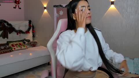 Snapshot of miagomez1 chatting on 12-27-24, 12:56 Mia Gomez online show from 12-27-24, 12:56