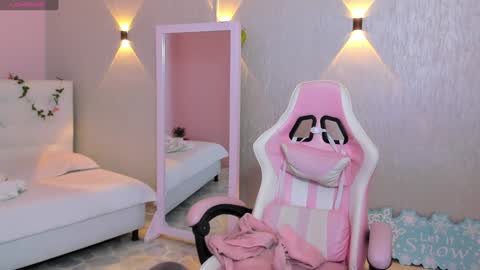 Snapshot of miagomez1 chatting on 01-10-25, 03:48 Mia Gomez online show from 01-10-25, 03:48