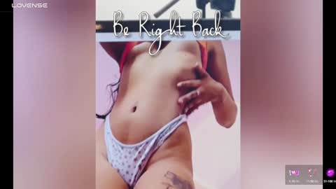 Snapshot of miagomez1 chatting on 01-28-25, 01:27 Mia Gomez online show from 01-28-25, 01:27