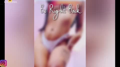 Snapshot of miagomez1 chatting on 02-25-25, 01:17 Mia Gomez online show from 02-25-25, 01:17