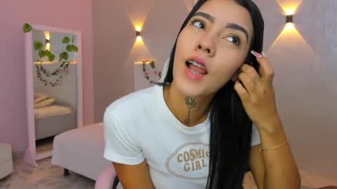 Snapshot of miagomez1 chatting on 02-28-25, 12:52 Mia Gomez online show from 02-28-25, 12:52