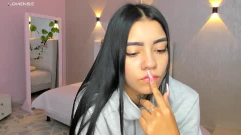 Snapshot of miagomez1 chatting on 03-08-25, 12:20 Mia Gomez online show from 03-08-25, 12:20