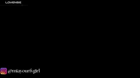 Snapshot of miagomez1 chatting on 10-14-25, 01:01 Mia Gomez online show from 10-14-25, 01:01