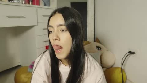 Snapshot of miagomez1 chatting on 10-29-25, 04:15 Mia Gomez online show from 10-29-25, 04:15