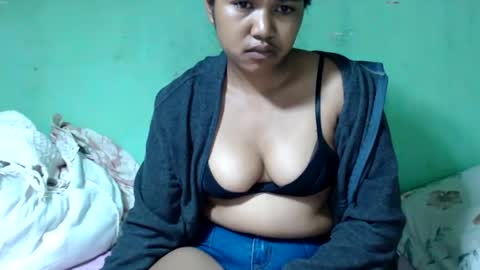 Snapshot of miagracyh88 chatting on 09-17-25, 03:08 miagracyh88 online show from 09-17-25, 03:08