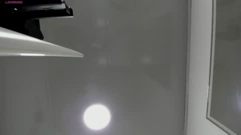Snapshot of miah_bigboobs chatting on 03-12-25, 11:20 Miah Collins online show from 03-12-25, 11:20