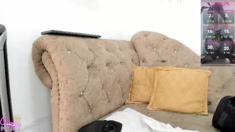 Miah Collins online show from 06-27-26, 03:28