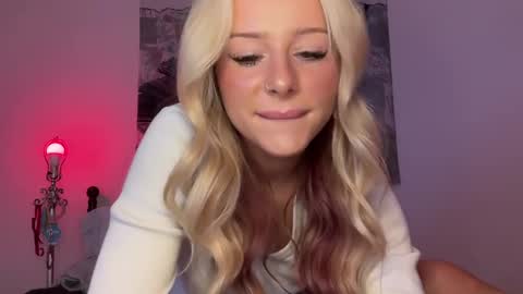 Mia Harper online show from 02-11-25, 11:22