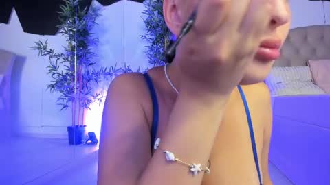 Snapshot of miahartx chatting on 06-25-26, 05:34 miahartx online show from 06-25-26, 05:34