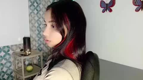 Snapshot of miahcarson chatting on 03-27-26, 05:56 Miah online show from 03-27-26, 05:56