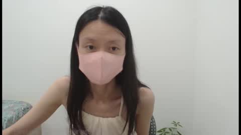 miahchan68 online show from 10-12-25, 04:00