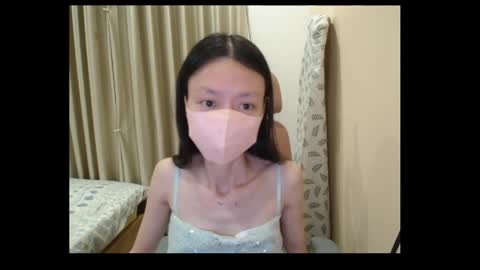 Snapshot of miahchan68 chatting on 05-21-26, 11:17 miahchan68 online show from 05-21-26, 11:17