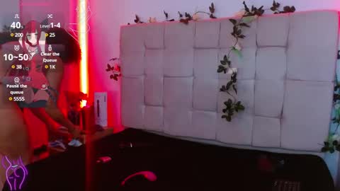 MIA VELEZ online show from 03-10-25, 12:18