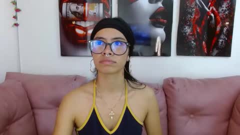 Snapshot of miahotcs chatting on 05-01-26, 05:06 miahotcs online show from 05-01-26, 05:06