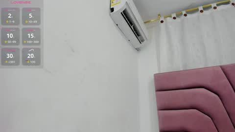 miajhonsonx online show from 05-02-26, 06:35