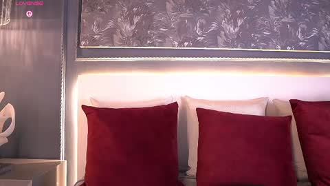 Snapshot of miakay1 chatting on 07-03-26, 03:35 Mia online show from 07-03-26, 03:35