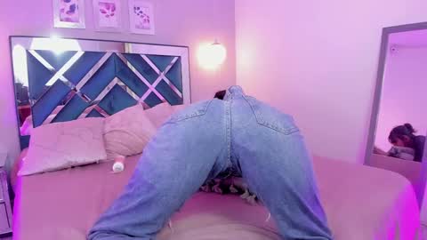 Mia Khalifa online show from 03-12-25, 02:34