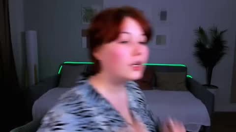 Snapshot of mialacrice chatting on 06-05-26, 07:30 mialacrice online show from 06-05-26, 07:30
