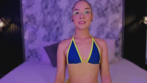 Mia Larouse online show from 05-05-26, 09:34