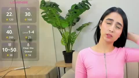 mialiore_ online show from 07-01-26, 12:29