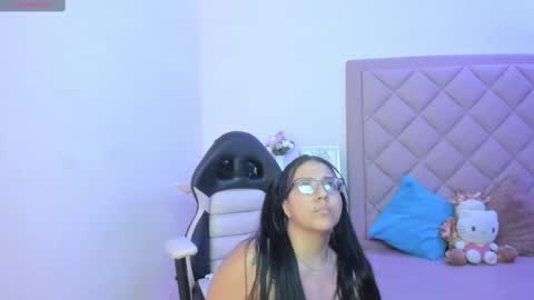 Snapshot of mialujan_ chatting on 10-09-25, 03:26 Mia online show from 10-09-25, 03:26