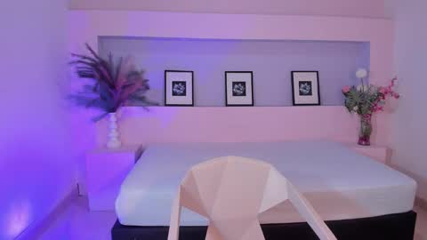 mialux5 online show from 09-08-25, 03:33