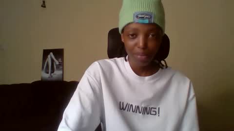 Muffin online show from 05-02-26, 12:43
