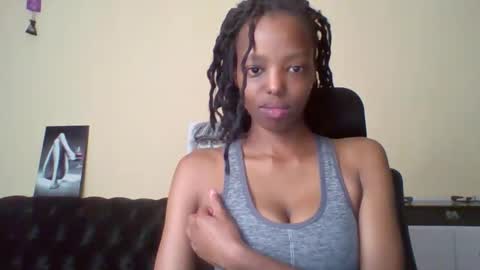Muffin online show from 05-10-26, 09:03