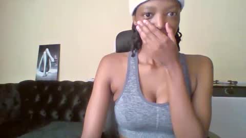 Muffin online show from 05-11-26, 11:24