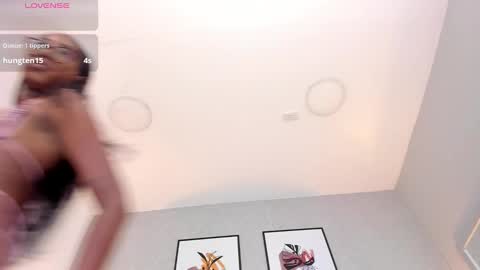 Snapshot of miamidnight1 chatting on 12-10-24, 03:44 Mia online show from 12-10-24, 03:44