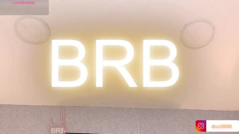 Snapshot of miamidnight1 chatting on 01-27-25, 03:28 Mia online show from 01-27-25, 03:28