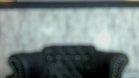 Mia   -5 7001400 Follow  online show from 02-06-25, 03:52